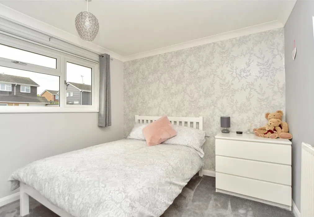 Bedroom 2 - Hallwood Close, Parkwood, Gillingham, Kent - Wards of Kent