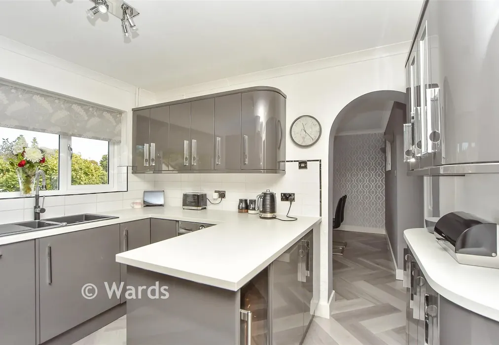 Kitchen - Hallwood Close, Parkwood, Gillingham, Kent - Wards of Kent