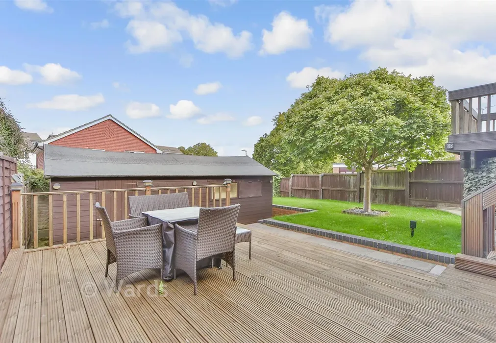Rear Garden - Hallwood Close, Parkwood, Gillingham, Kent - Wards of Kent