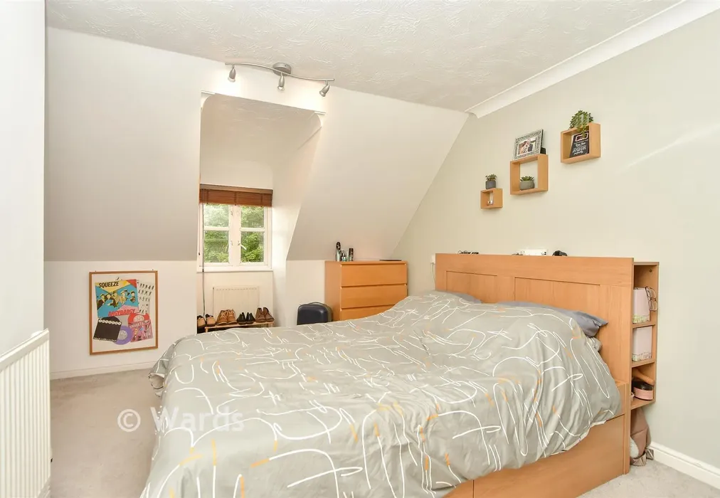 Bedroom 1 - Island Way East, St Marys Island, Chatham, Kent - Wards of Kent
