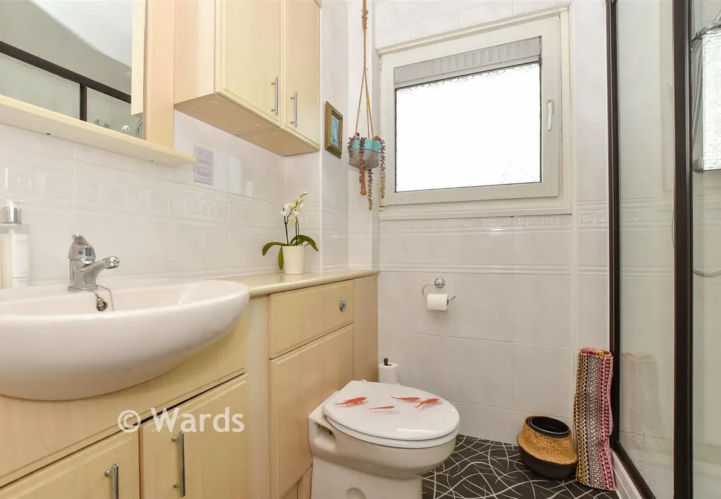 Shower Room - Dove Close, Hythe, Kent - Wards of Kent