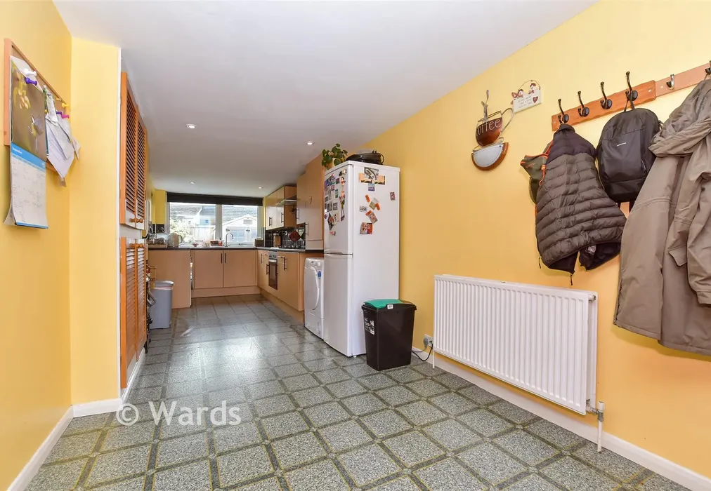 Kitchen/ Breakfast Room - Dove Close, Hythe, Kent - Wards of Kent