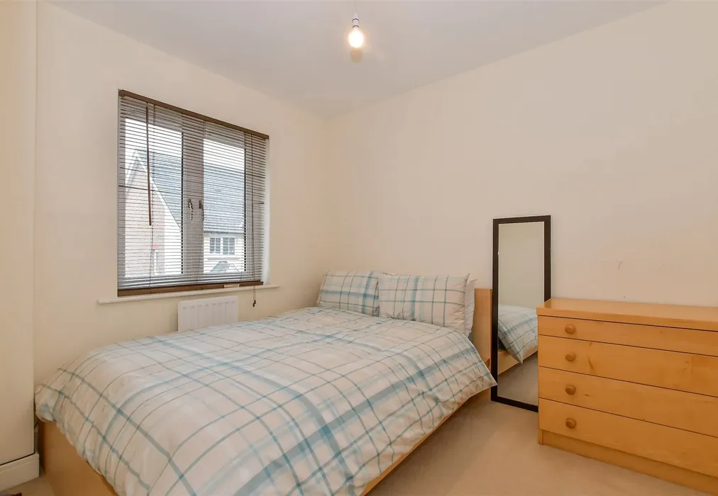 Bedroom 2 - St. Catherine's Road, Maidstone, Kent - Wards of Kent