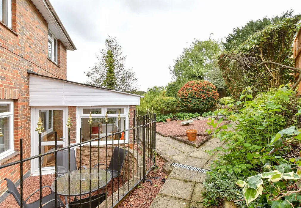 Rear Garden - Robin Hood Lane, Walderslade, Kent - Wards of Kent