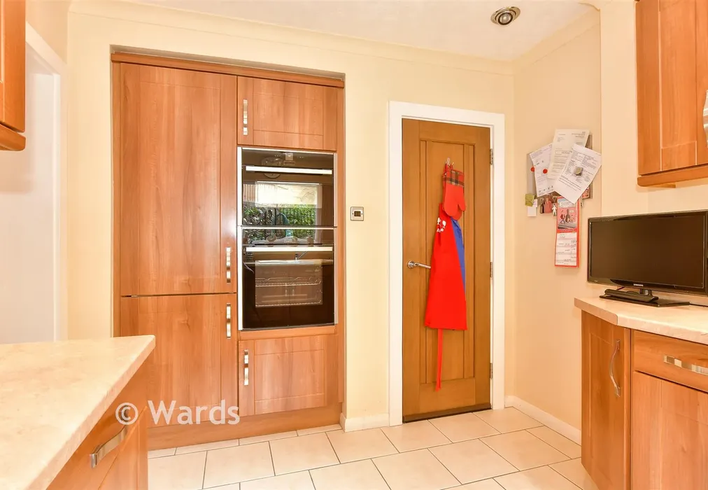 Kitchen - Robin Hood Lane, Walderslade, Kent - Wards of Kent