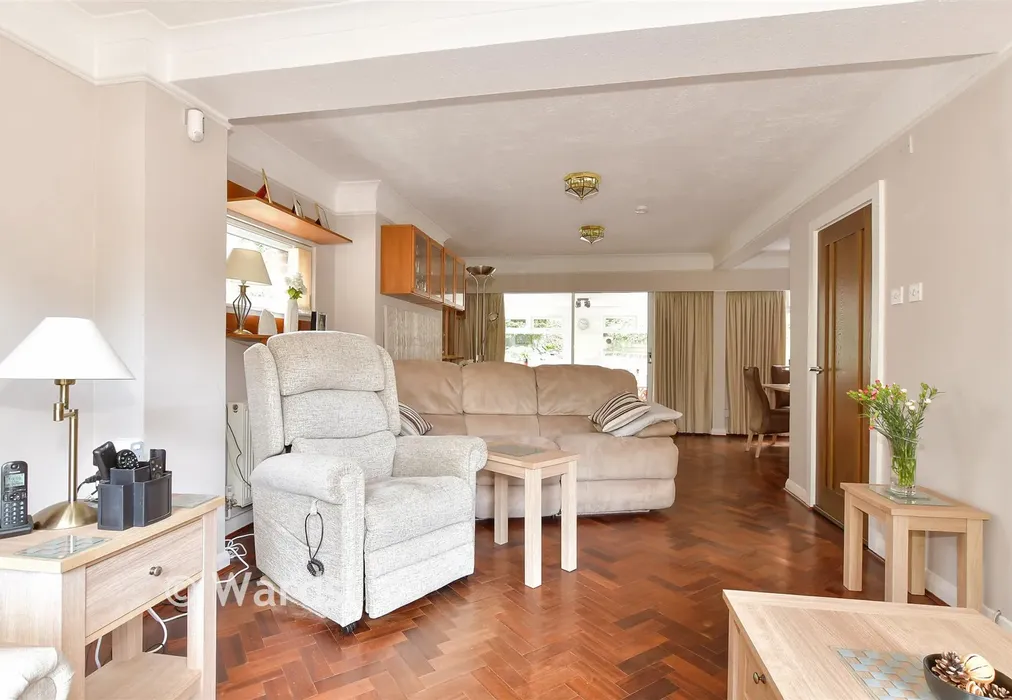 Lounge - Robin Hood Lane, Walderslade, Kent - Wards of Kent