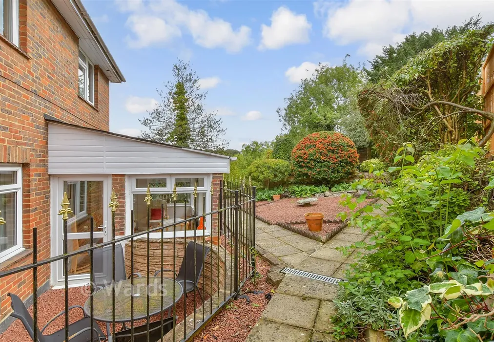 Rear Garden - Robin Hood Lane, Walderslade, Kent - Wards of Kent