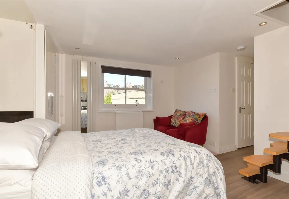 Kitchen/Living Area - Union Street, Rochester, Kent - Wards of Kent