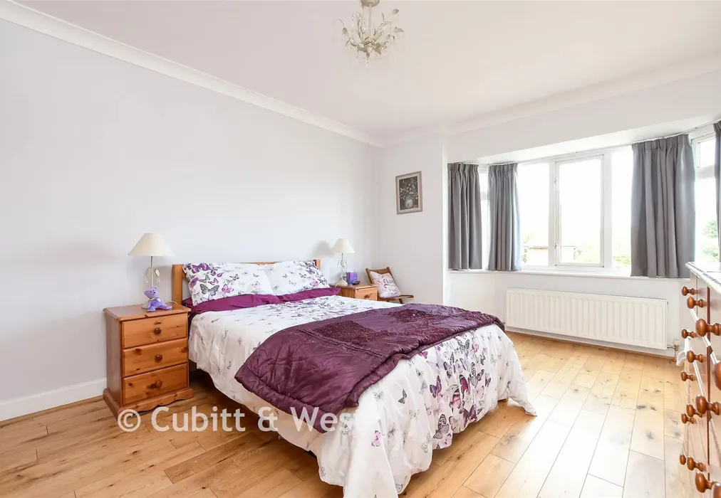 Bedroom 2 - Merland Rise, Tadworth, Surrey - Wards of Kent