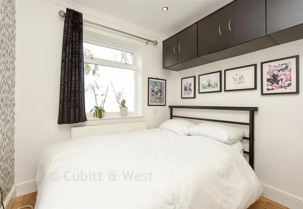 Study - Merland Rise, Tadworth, Surrey - Wards of Kent