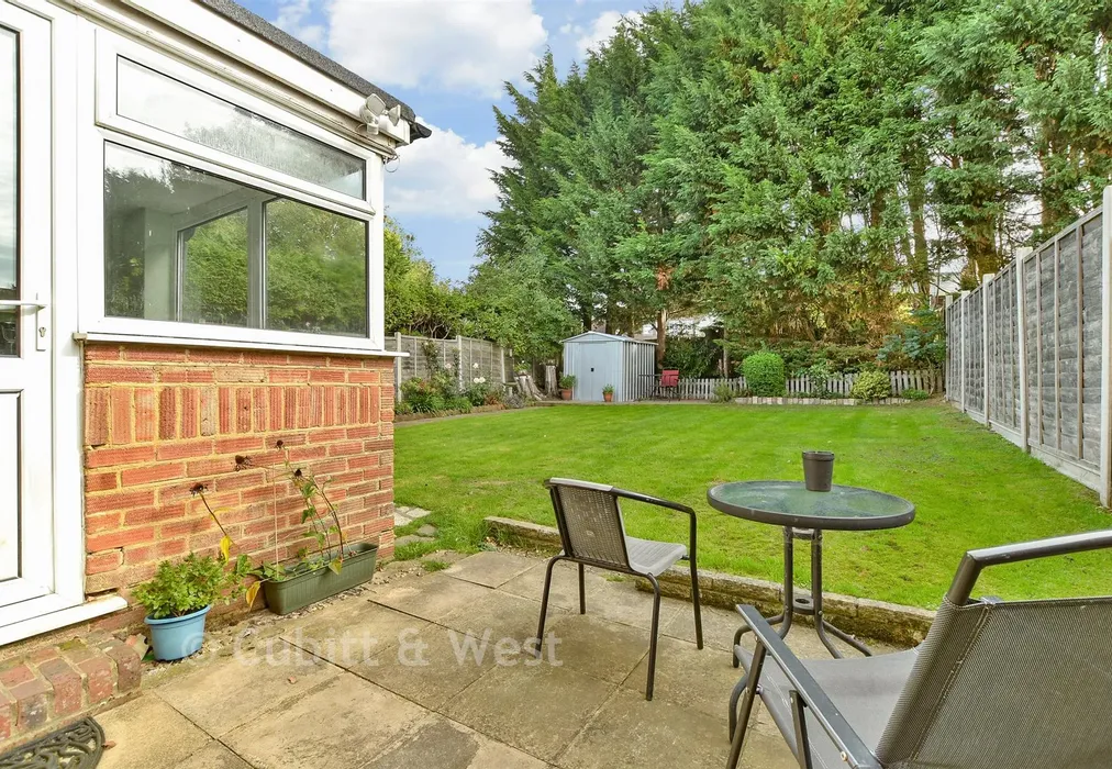 Rear Garden - Merland Rise, Tadworth, Surrey - Wards of Kent