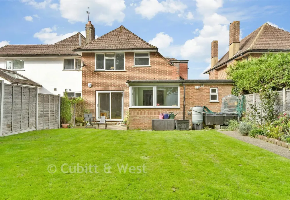 Rear Garden - Merland Rise, Tadworth, Surrey - Wards of Kent