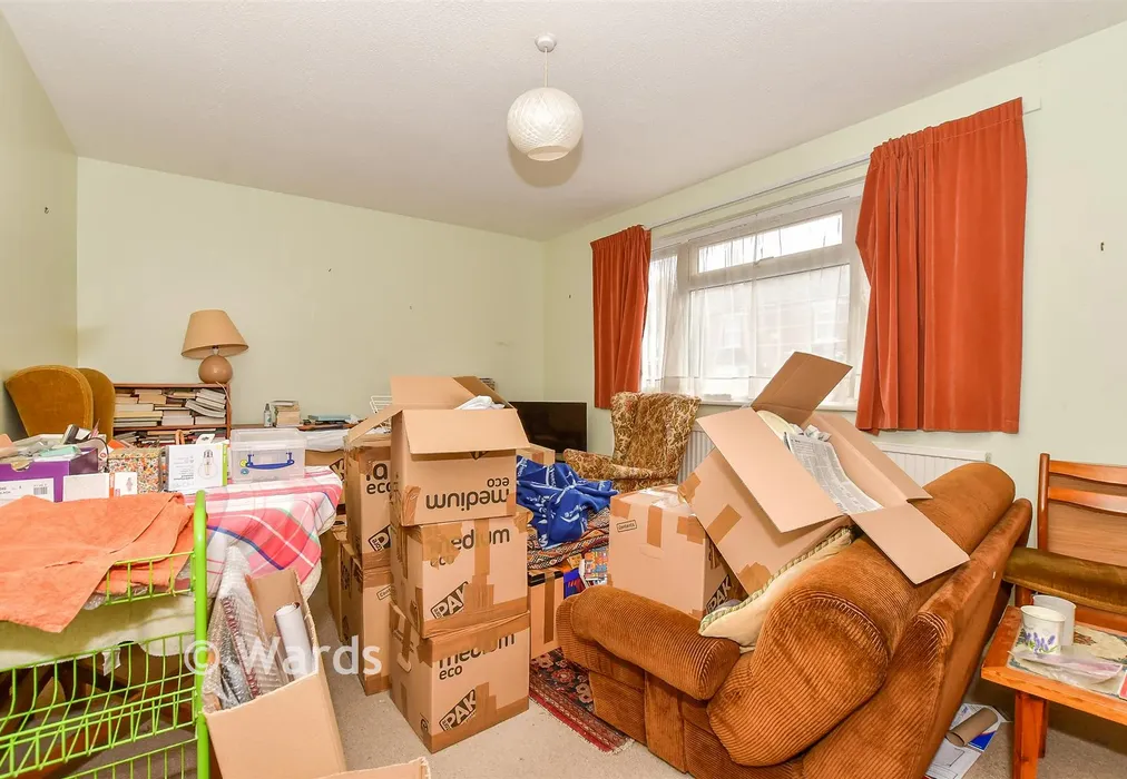 Lounge - St. Mary's Road, Tonbridge, Kent - Wards of Kent