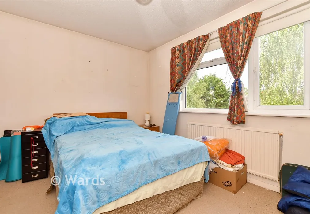 Bedroom 1 - St. Mary's Road, Tonbridge, Kent - Wards of Kent