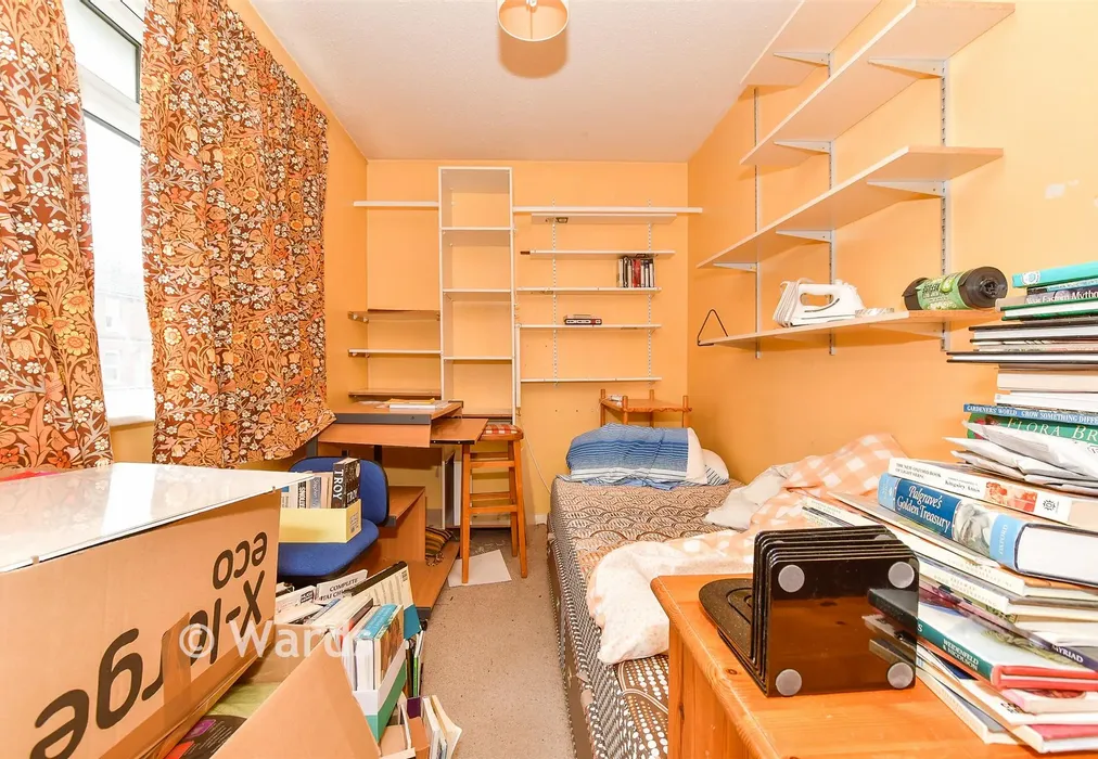 Bedroom 2 - St. Mary's Road, Tonbridge, Kent - Wards of Kent