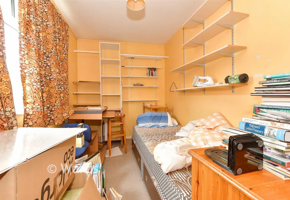 Bedroom 2 - St. Mary's Road, Tonbridge, Kent - Wards of Kent