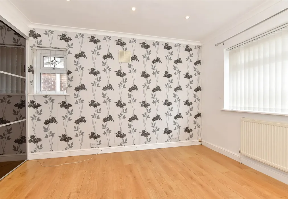 Bedroom 1 - Swale Road, Strood, Rochester, Kent - Wards of Kent