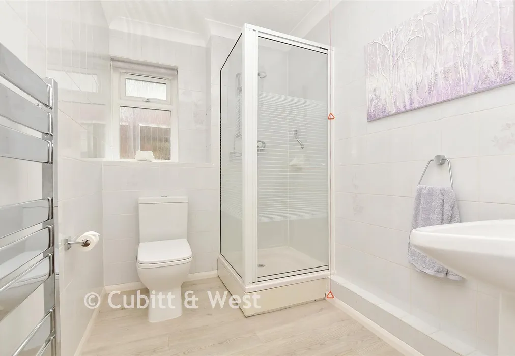 Shower Room - Peregrine Gardens, Shirley, Croydon, Surrey - Wards of Kent