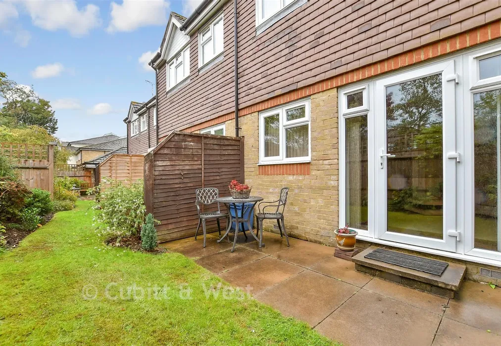 Rear Garden - Peregrine Gardens, Shirley, Croydon, Surrey - Wards of Kent