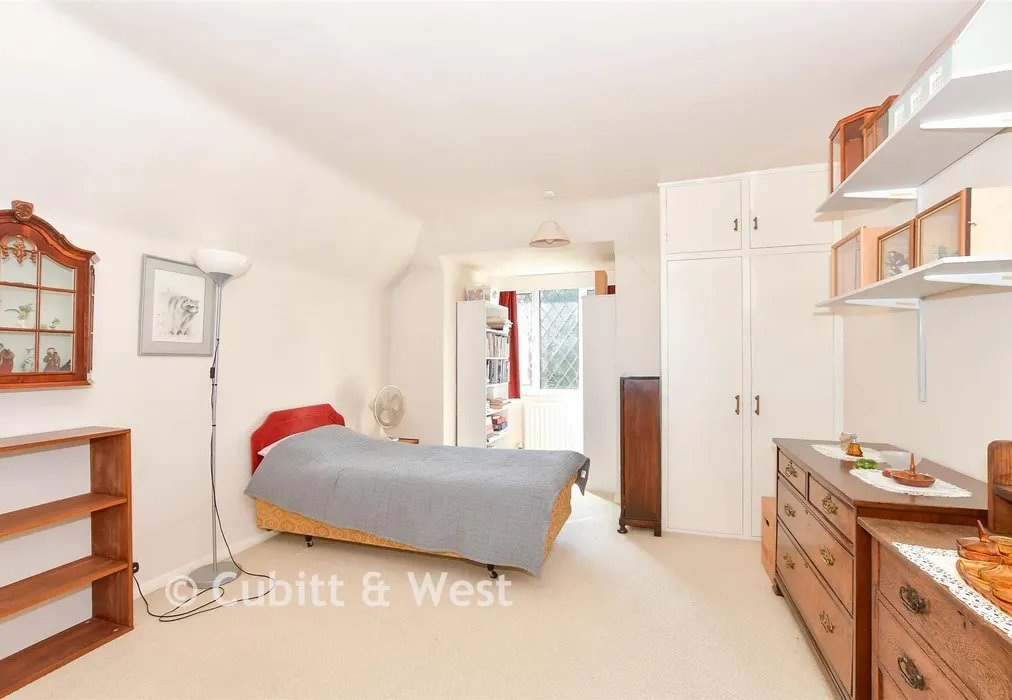 Bedroom 2 - Monkmead Lane, West Chiltington, Pulborough, West Sussex - Wards of Kent