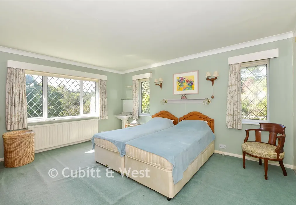 Bedroom 1 - Monkmead Lane, West Chiltington, Pulborough, West Sussex - Wards of Kent