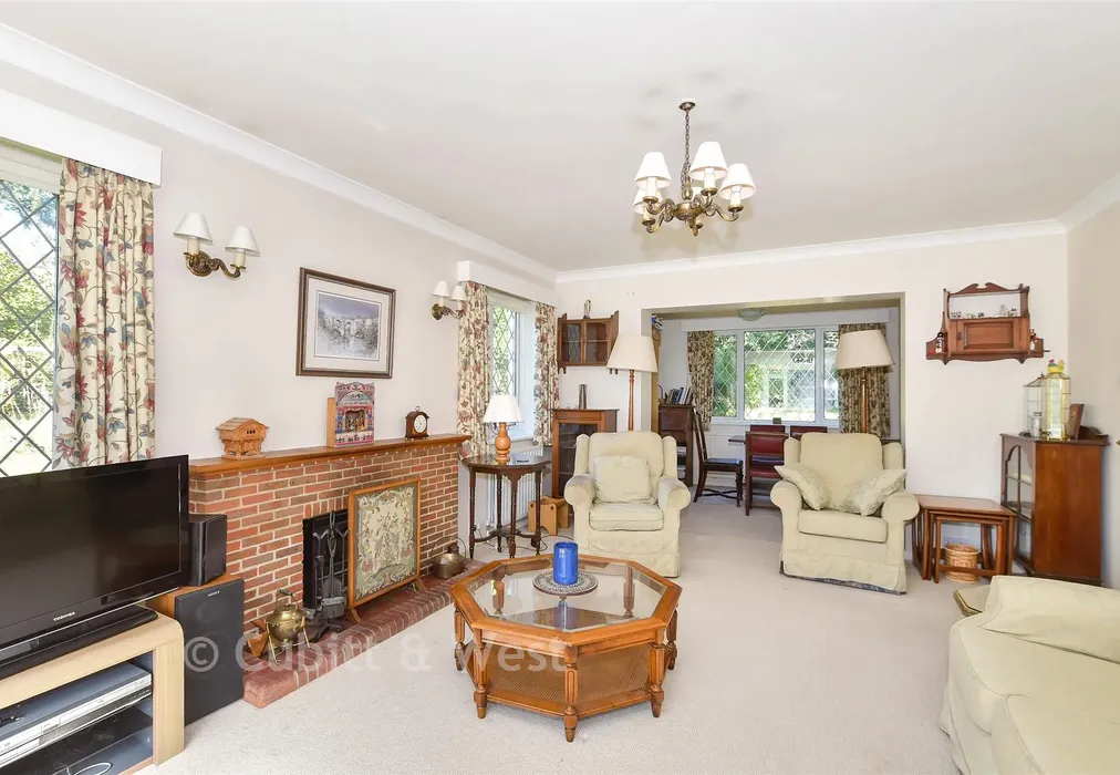 Lounge/Diner - Monkmead Lane, West Chiltington, Pulborough, West Sussex - Wards of Kent