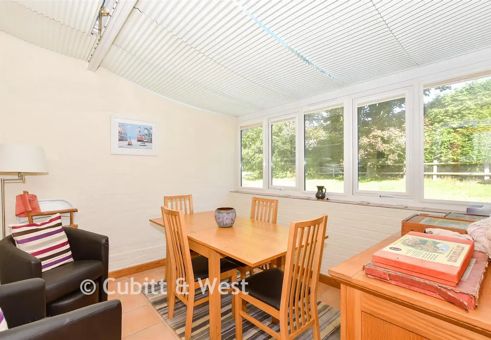 Study - Monkmead Lane, West Chiltington, Pulborough, West Sussex - Wards of Kent