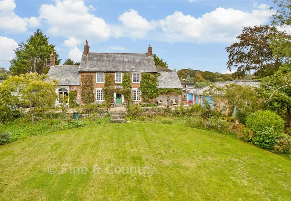 External (Web) - Kite Hill, Wootton Bridge, Isle of Wight - Wards of Kent