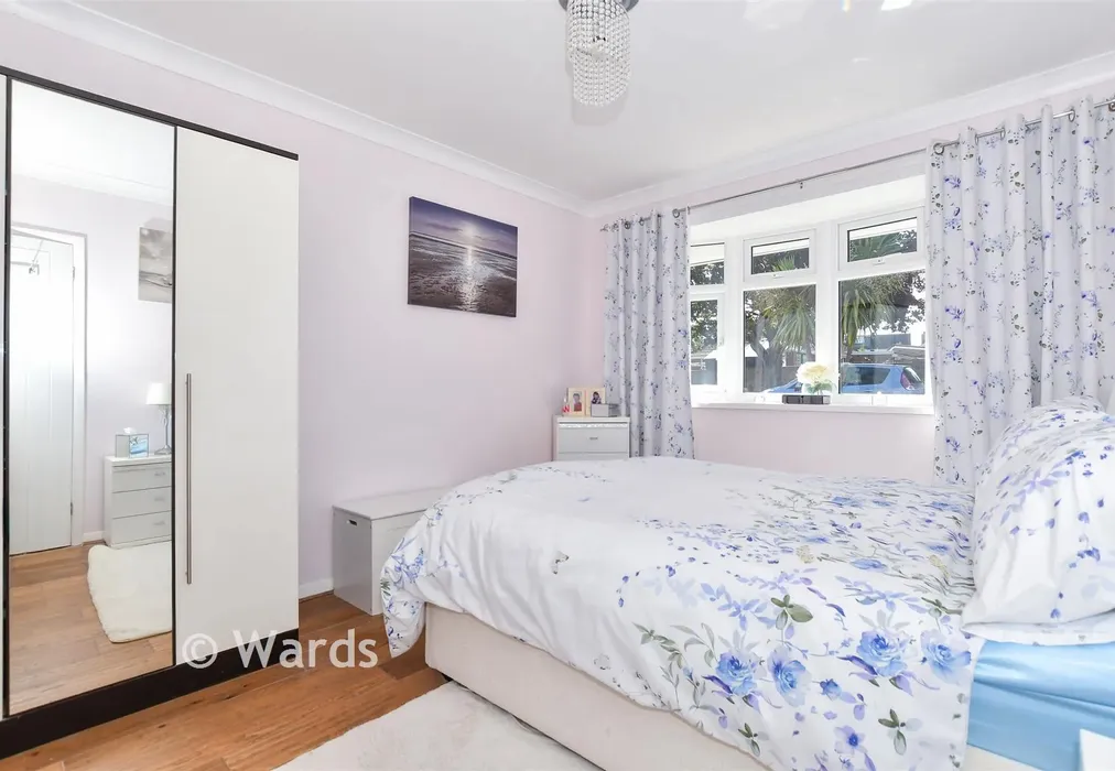Bedroom 1 - Flaxman Drive, Maidstone, Kent - Wards of Kent