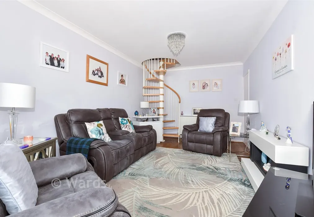 Lounge - Flaxman Drive, Maidstone, Kent - Wards of Kent