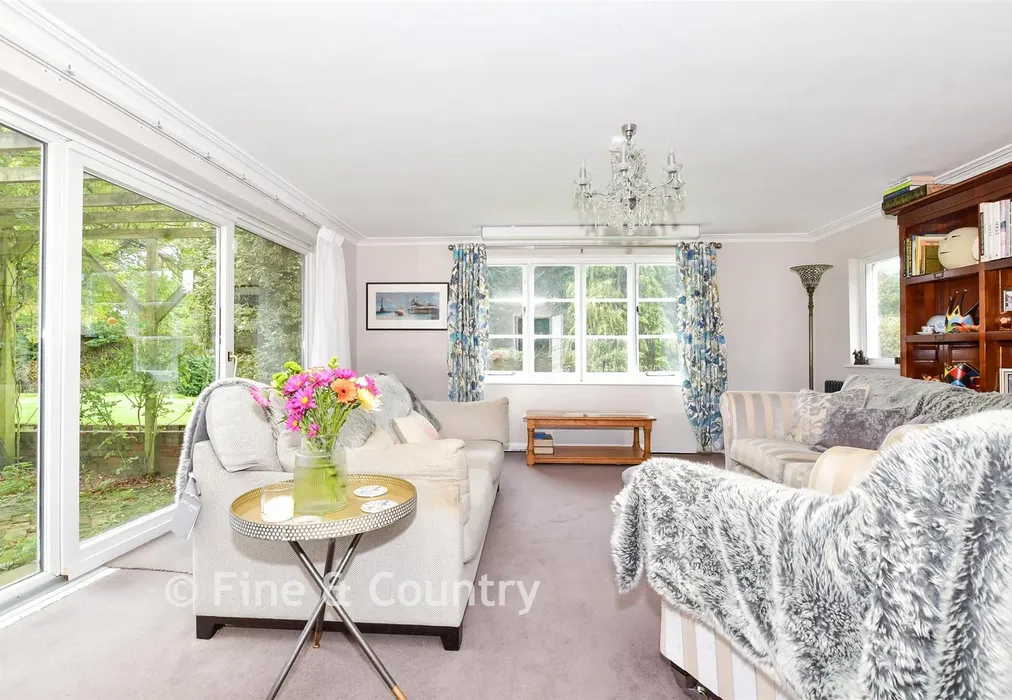 Sitting Room - Egerton Road, Charing Heath, Ashford, Kent - Wards of Kent