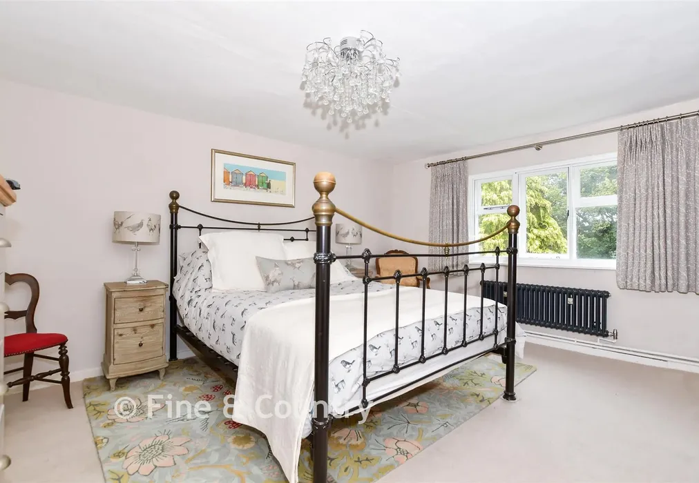 Bedroom 2 - Egerton Road, Charing Heath, Ashford, Kent - Wards of Kent