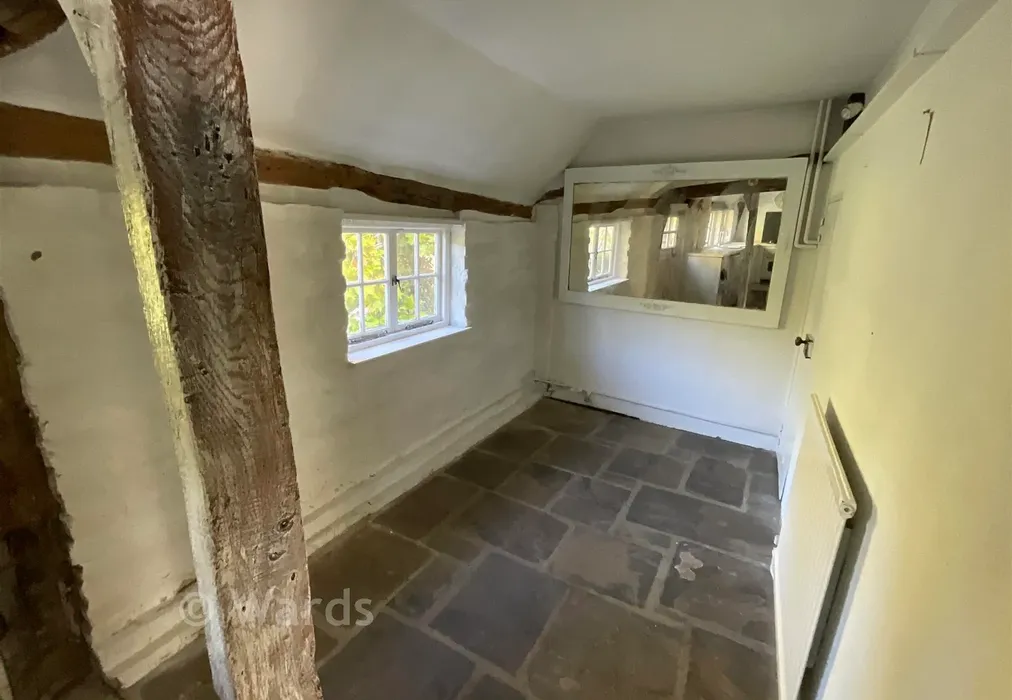Dining Room - High Street, Cranbrook, Kent - Wards of Kent