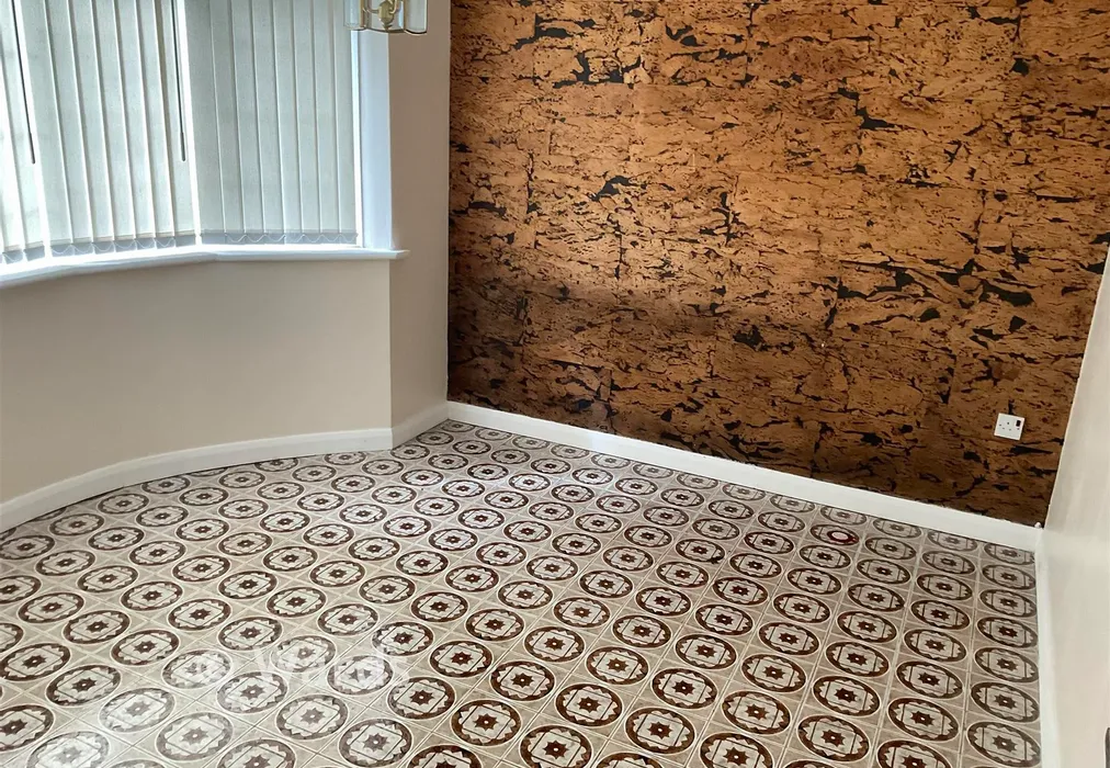 Living Room - Carlton Road, Erith, Kent - Wards of Kent