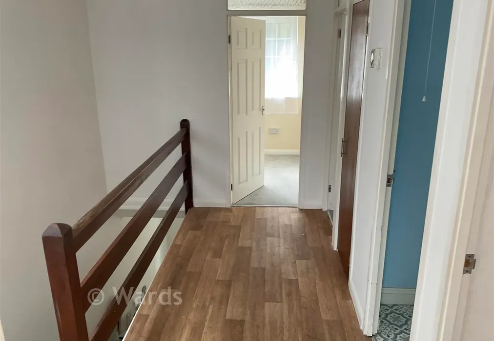 Upstairs Hallway - Carlton Road, Erith, Kent - Wards of Kent