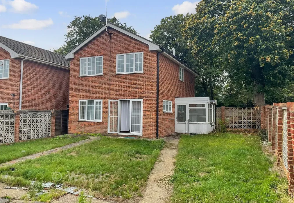 Rear Garden - Carlton Road, Erith, Kent - Wards of Kent