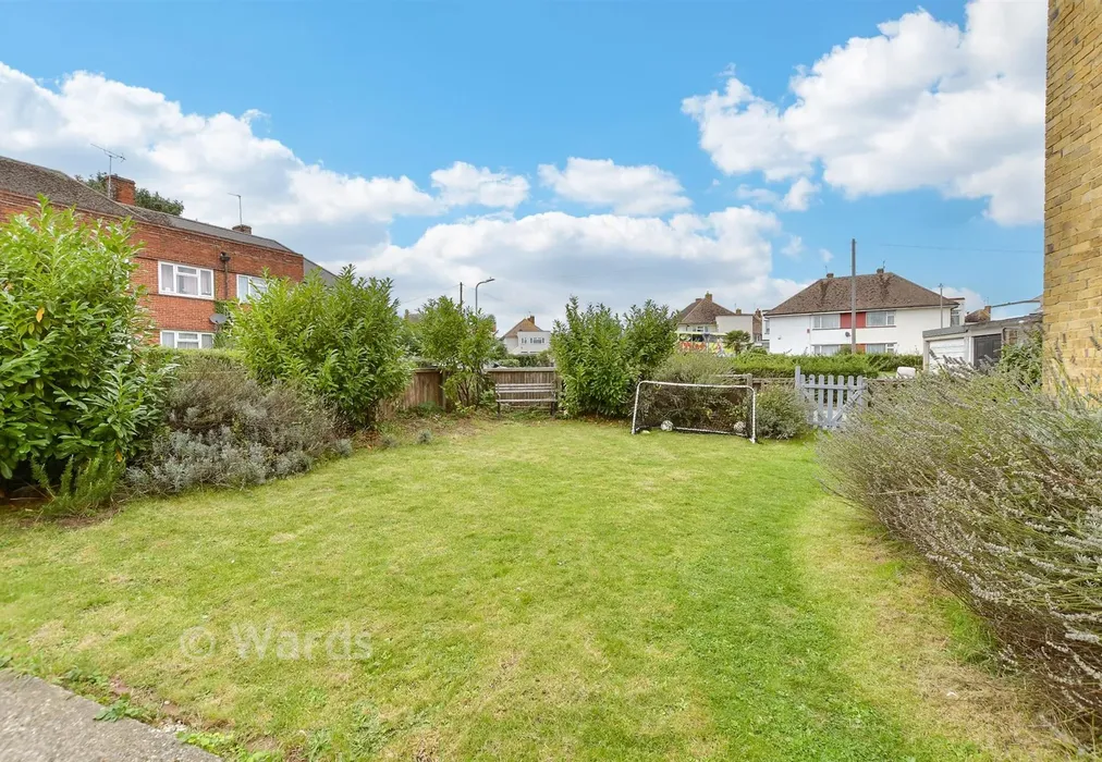Front Garden - Auckland Avenue, Ramsgate, Kent - Wards of Kent