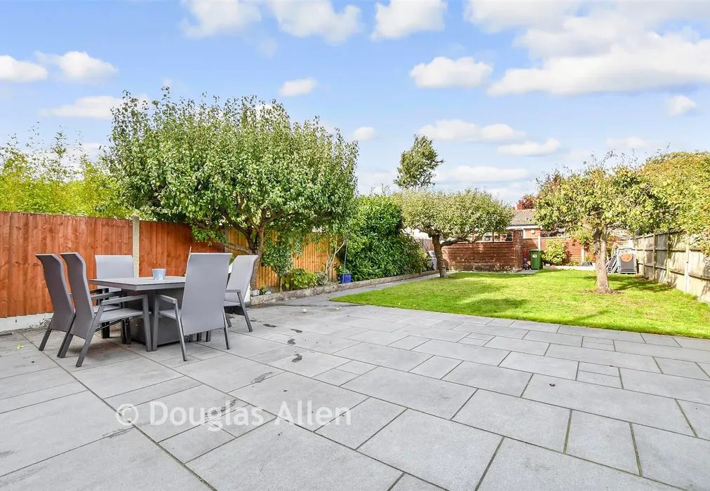 Rear Garden - Newbury Gardens, Upminster, Essex - Wards of Kent