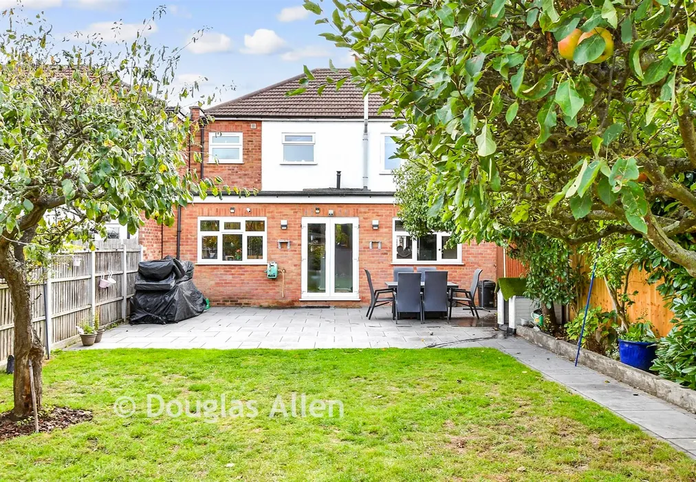 Rear Elevation - Newbury Gardens, Upminster, Essex - Wards of Kent