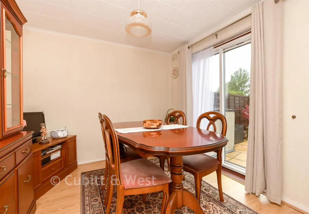 Dining Room - Rushetts Road, Reigate, Surrey - Wards of Kent