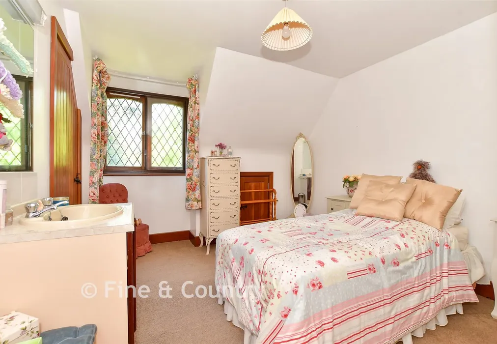 Bedroom 3 - Birchwood Avenue, Southborough, Kent - Wards of Kent