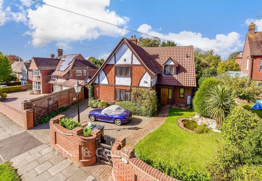External (Brochure) - Birchwood Avenue, Southborough, Kent - Wards of Kent