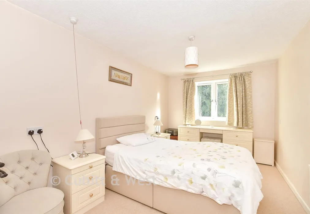 Bedroom - Jasmine Court, Horsham, West Sussex - Wards of Kent