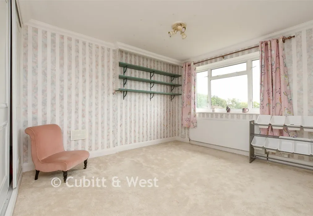 Bedroom 2 - Rural Way, Redhill, Surrey - Wards of Kent