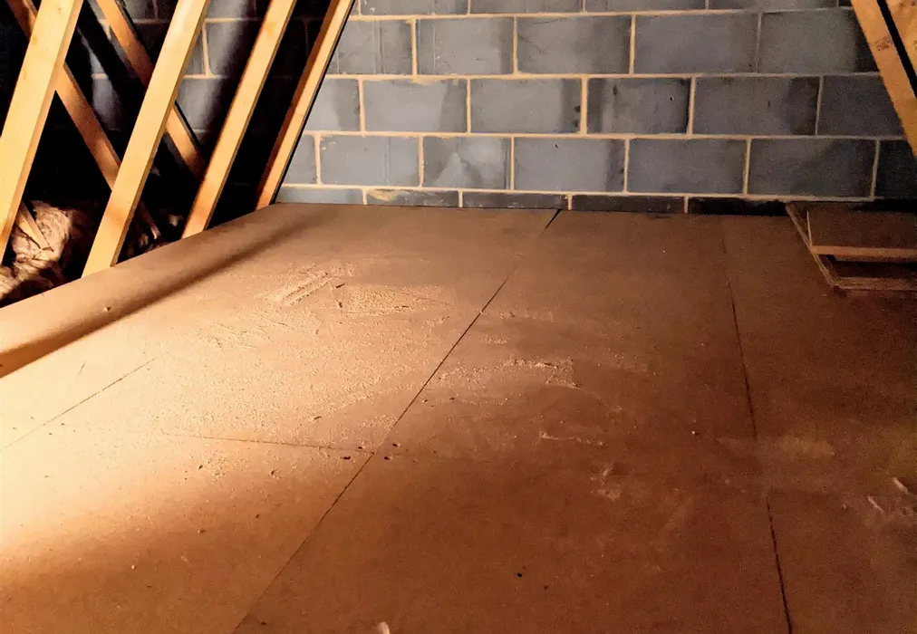 Loft 1 - Massey Way, Haywards Heath, West Sussex - Wards of Kent