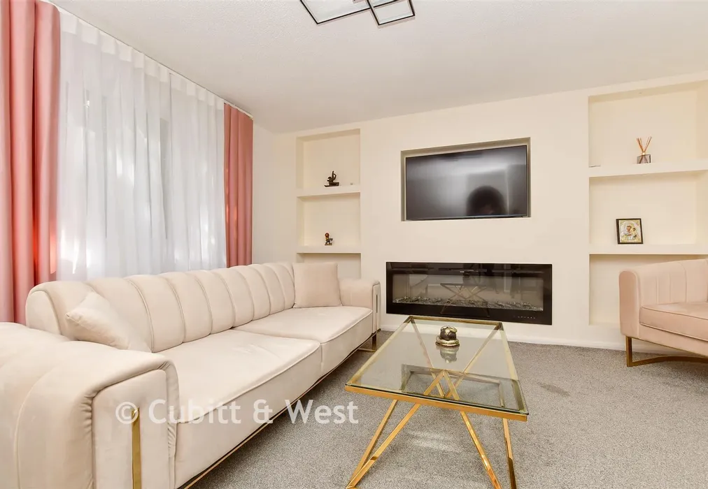 Lounge - Chipstead Close, Belmont, Sutton, Surrey - Wards of Kent