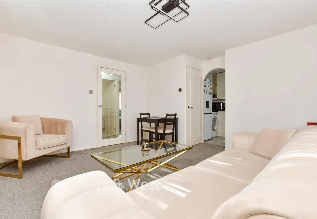 Lounge - Chipstead Close, Belmont, Sutton, Surrey - Wards of Kent