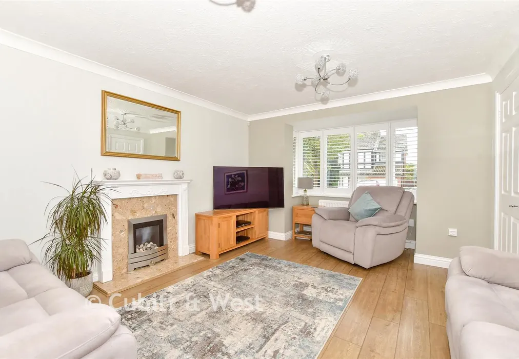 Lounge - Harrier Close, Waterlooville, Hampshire - Wards of Kent