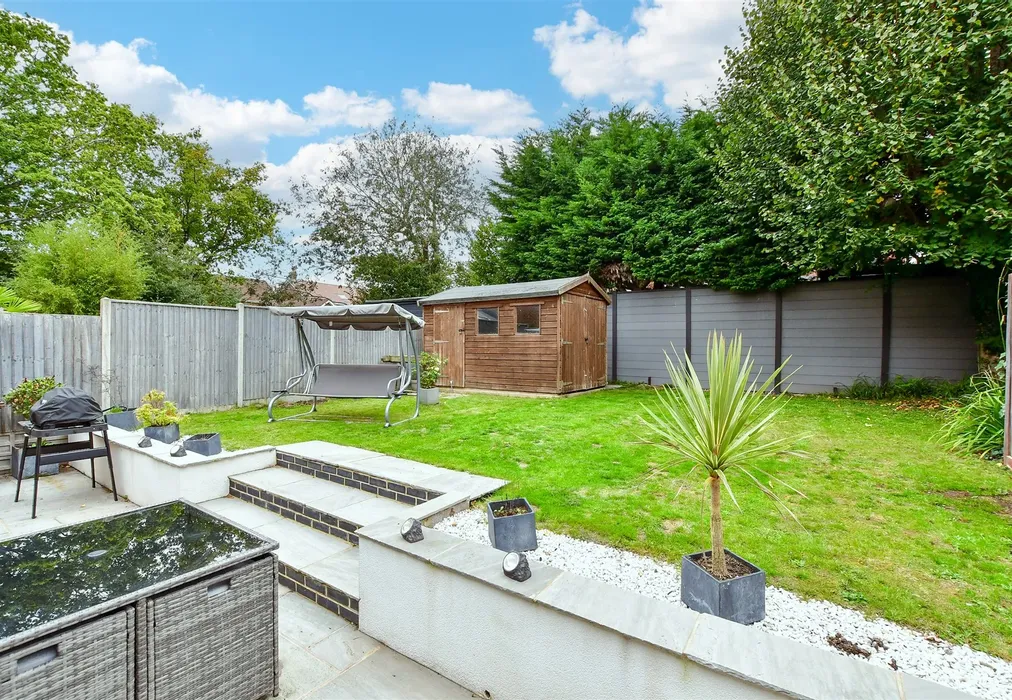Rear Garden - Harrier Close, Waterlooville, Hampshire - Wards of Kent
