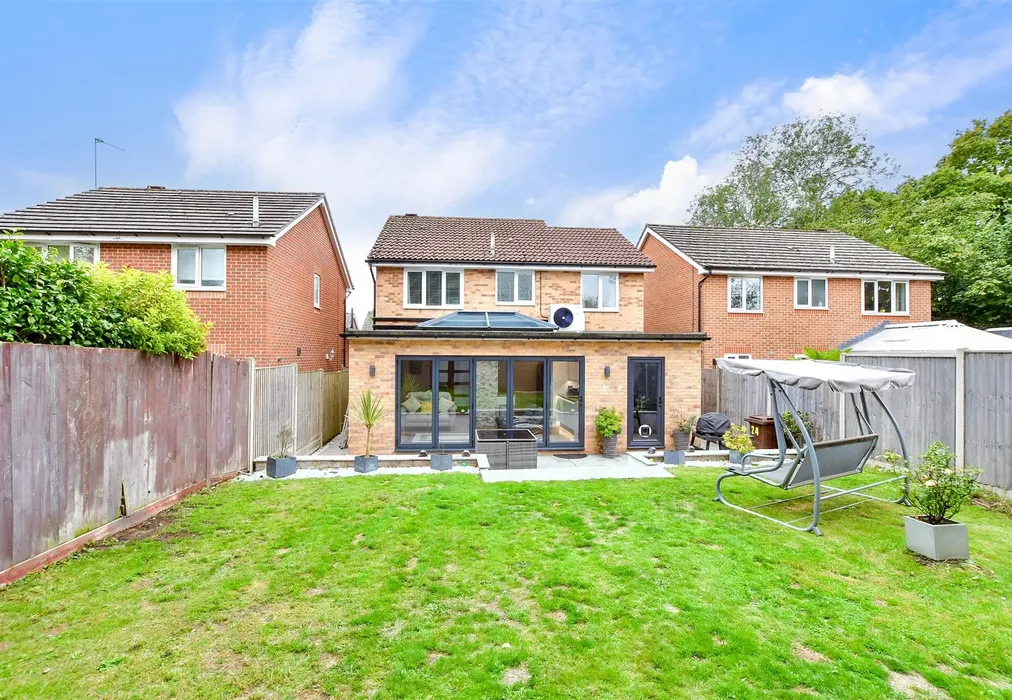 Rear Garden - Harrier Close, Waterlooville, Hampshire - Wards of Kent